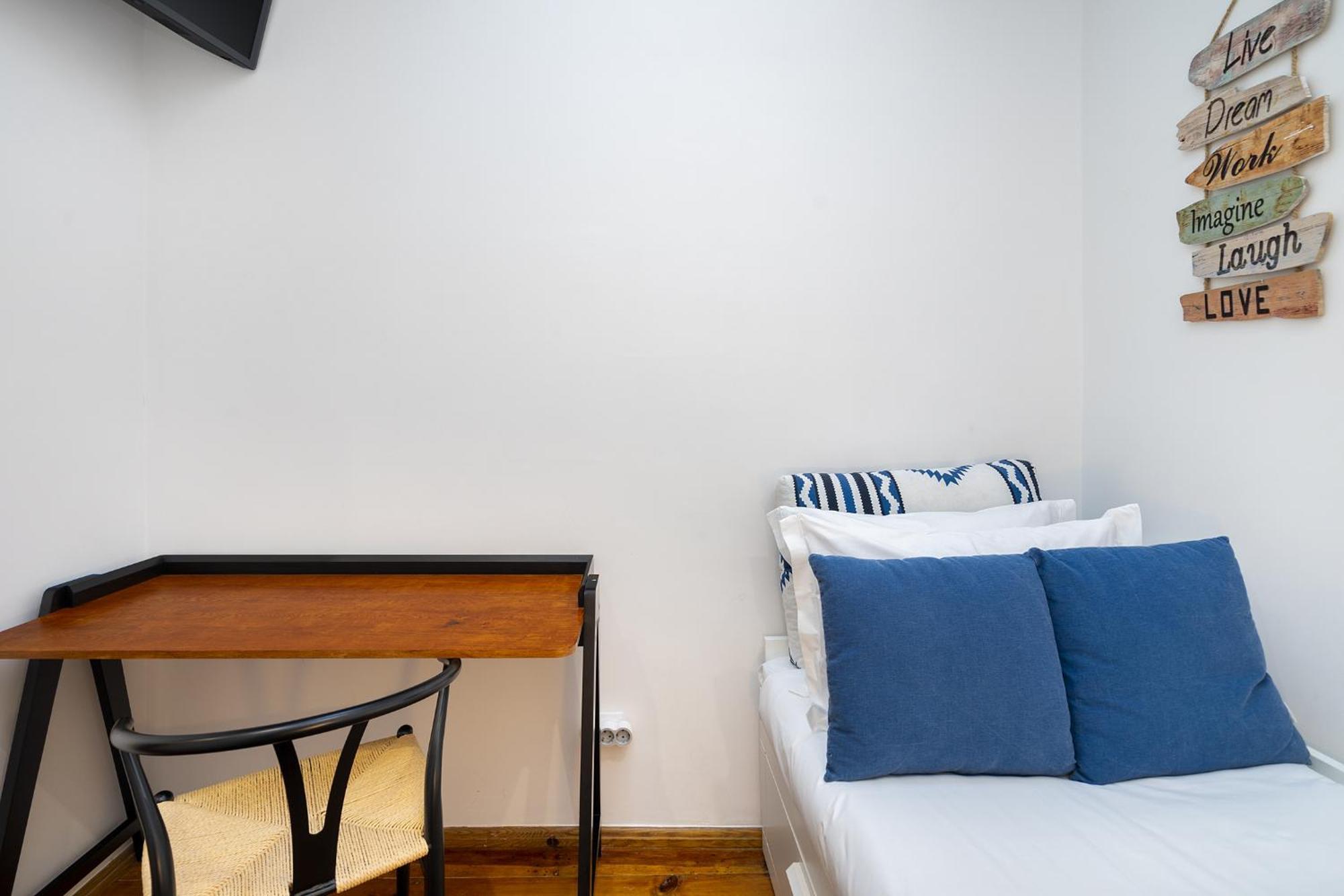 Whome Urban Tech Retreat, Modern Hubs For Remote Living Лісабон Екстер'єр фото