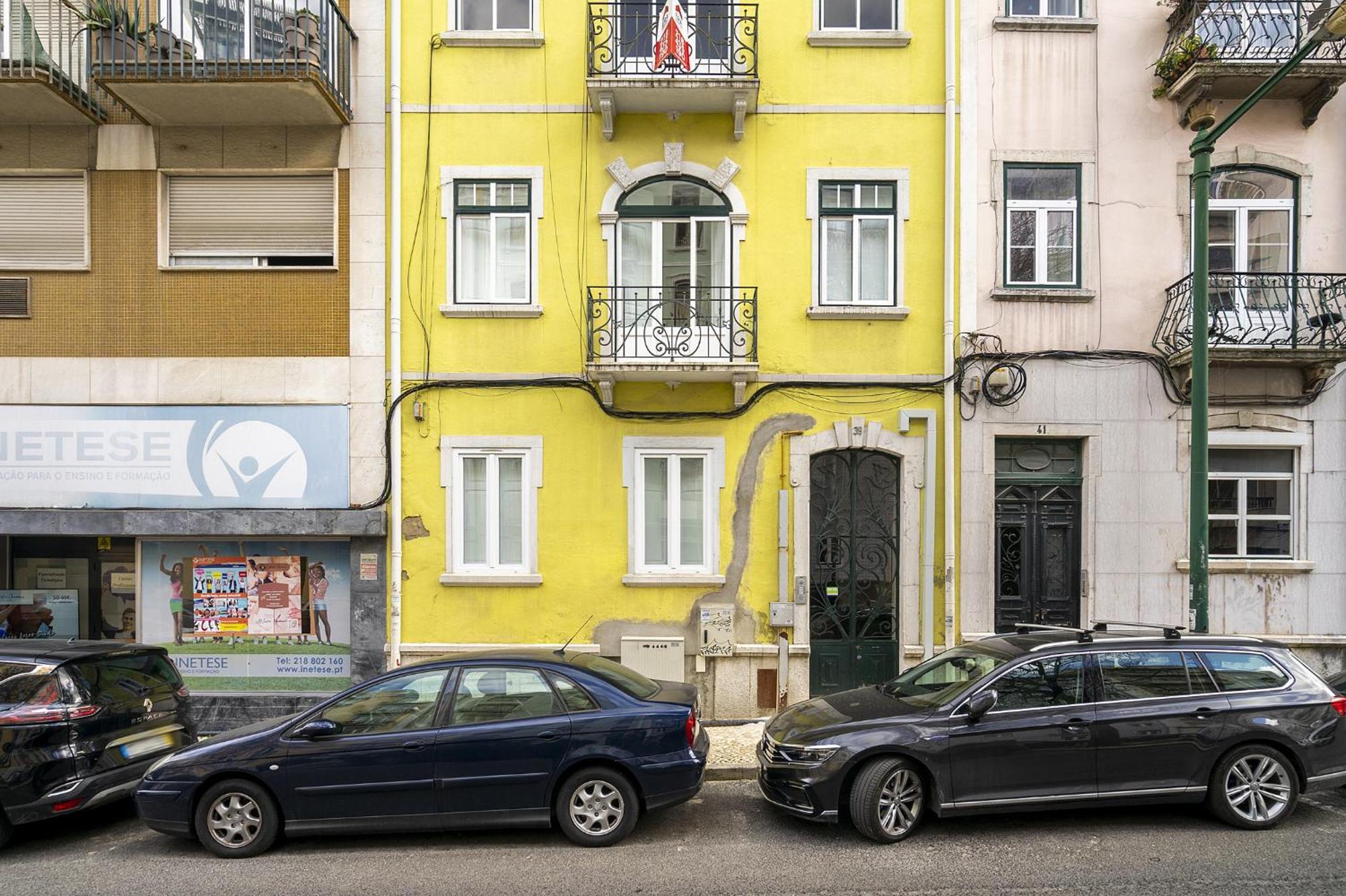Whome Urban Tech Retreat, Modern Hubs For Remote Living Лісабон Екстер'єр фото